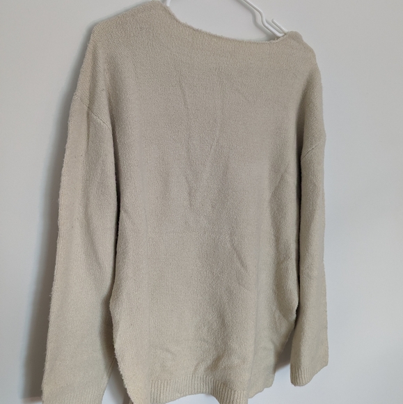 Beige sweater - Picture 3 of 3